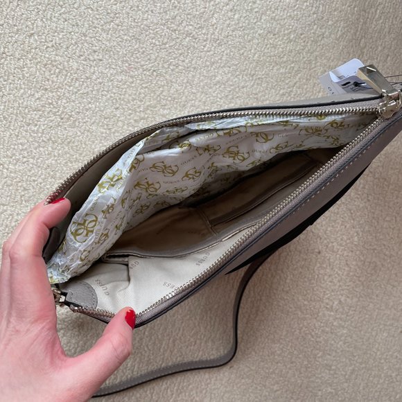 GUESS Purse with Adjustable Strap - Picture 6 of 9